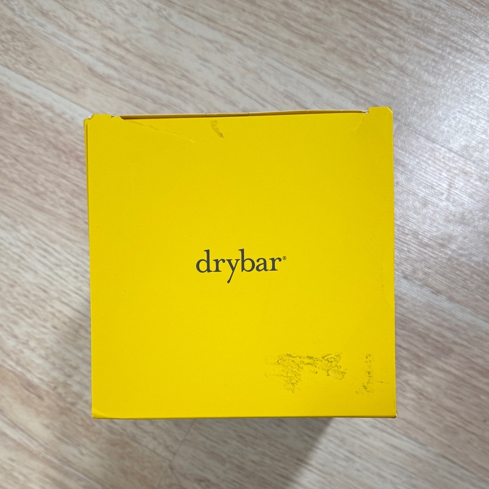 NWB Drybar Yellow Hair Styling Kit - Picture 2 of 5